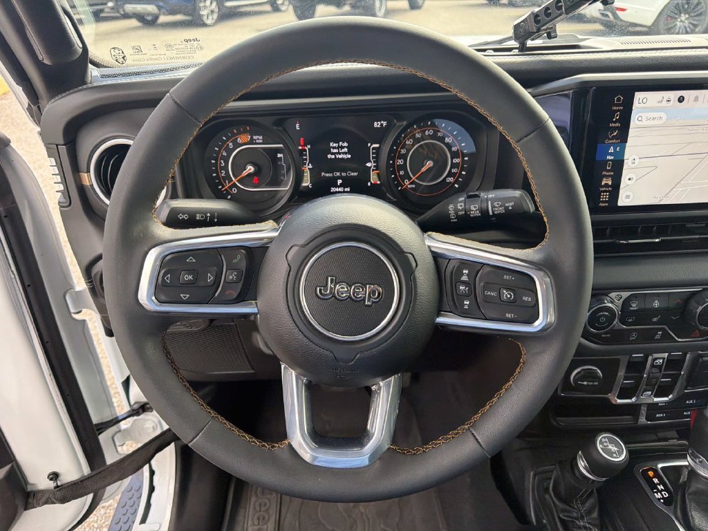 Used 2024 Jeep Wrangler Unlimited Sahara w/ Technology Group AWD/4WD image 21