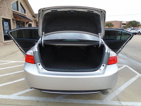 Used 2014 Honda Accord LX image 23