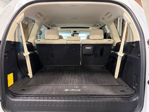 Used 2023 Lexus GX 460 Premium w/ Premium Package AWD/4WD image 34
