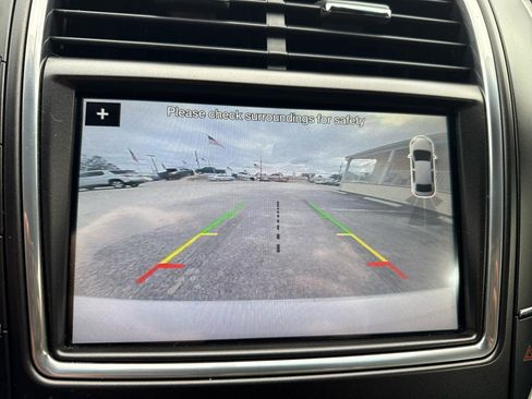 Used 2018 Lincoln MKX Premiere image 35