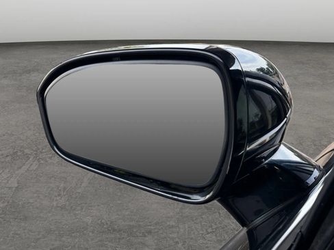 Used 2016 Ford Fusion Titanium FWD image 33