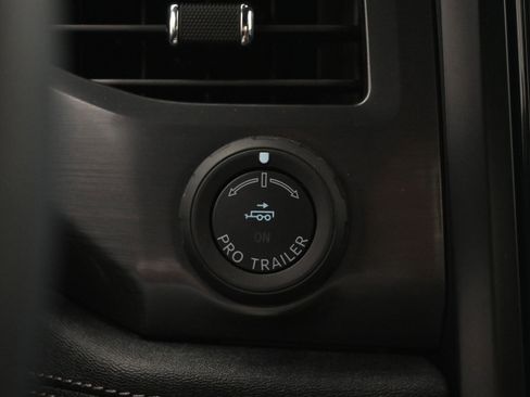Used 2025 Ford F150 Lightning Flash AWD/4WD image 26