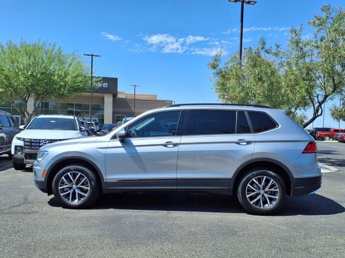 Used 2021 Volkswagen Tiguan S FWD image 3