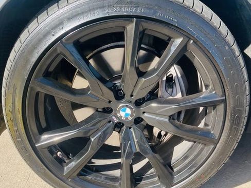 Used 2025 BMW X7 xDrive40i w/ M Sport Package image 7