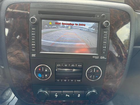 Used 2012 GMC Yukon Denali AWD/4WD image 28