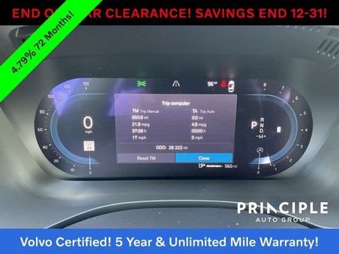 Certified 2023 Volvo XC60 B5 Ultimate w/ Climate Package image 15