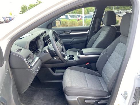 Used 2025 GMC Terrain Elevation AWD/4WD image 37