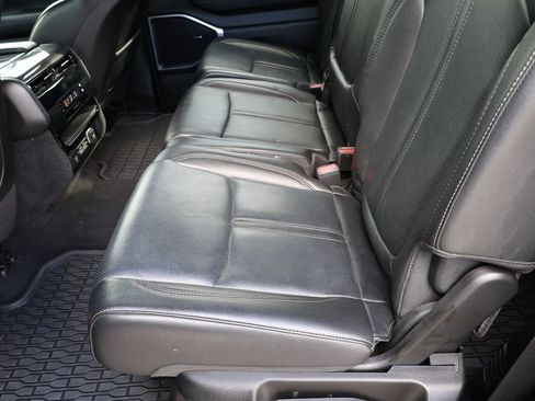 Used 2023 Jeep Wagoneer 4WD image 20