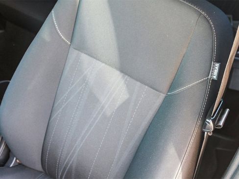 Used 2018 Ford Focus S image 30