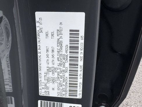 Used 2025 Toyota Tacoma SR5 RWD image 27
