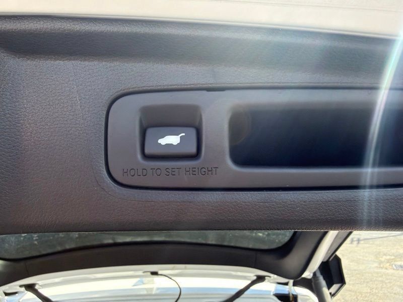Used 2025 Honda CR-V Sport Touring image 11