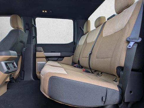 New 2026 Ford F250 XLT w/ XLT Premium Package AWD/4WD image 16