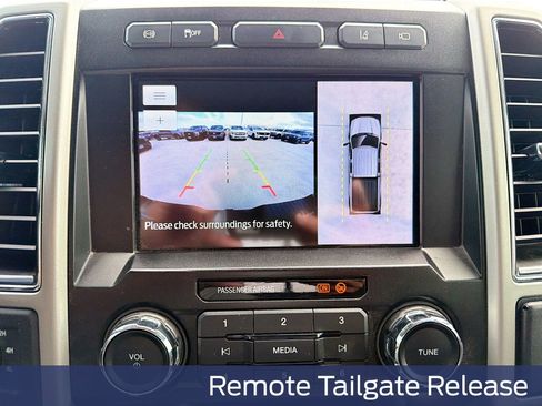 Used 2020 Ford F350 Lariat image 19