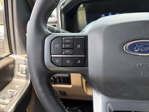 Certified 2024 Ford F250 Lariat w/ Chrome Package AWD/4WD image 27