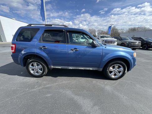 Used 2009 Ford Escape XLT image 8