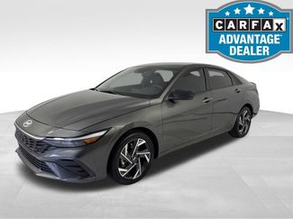 Certified 2025 Hyundai Elantra SEL FWD 360° Tour