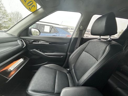 Used 2024 Kia Seltos EX AWD/4WD image 8