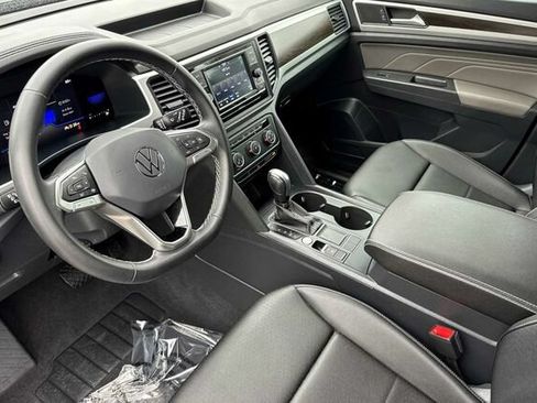 Used 2023 Volkswagen Atlas SE FWD image 10