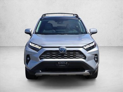 Used 2022 Toyota RAV4 Limited AWD/4WD image 2