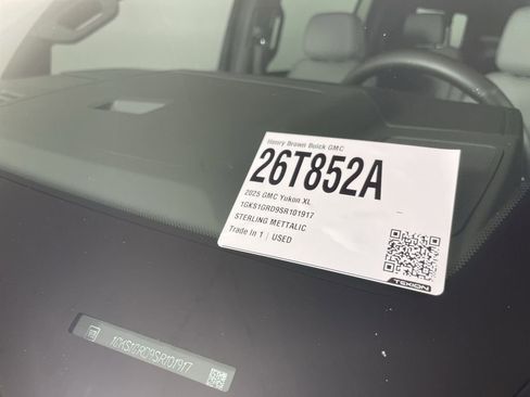 Used 2025 GMC Yukon XL Elevation image 33