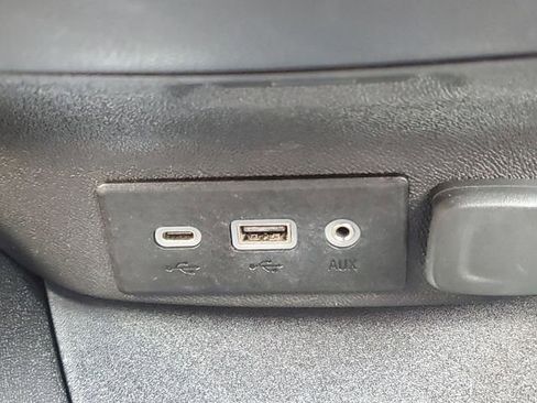 Used 2022 Chevrolet Malibu LT image 21