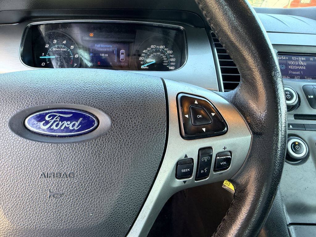 Used 2013 Ford Taurus SEL FWD image 14