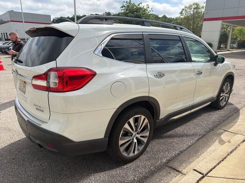 Used 2020 Subaru Ascent Touring w/ Popular Package #3 AWD/4WD image 3