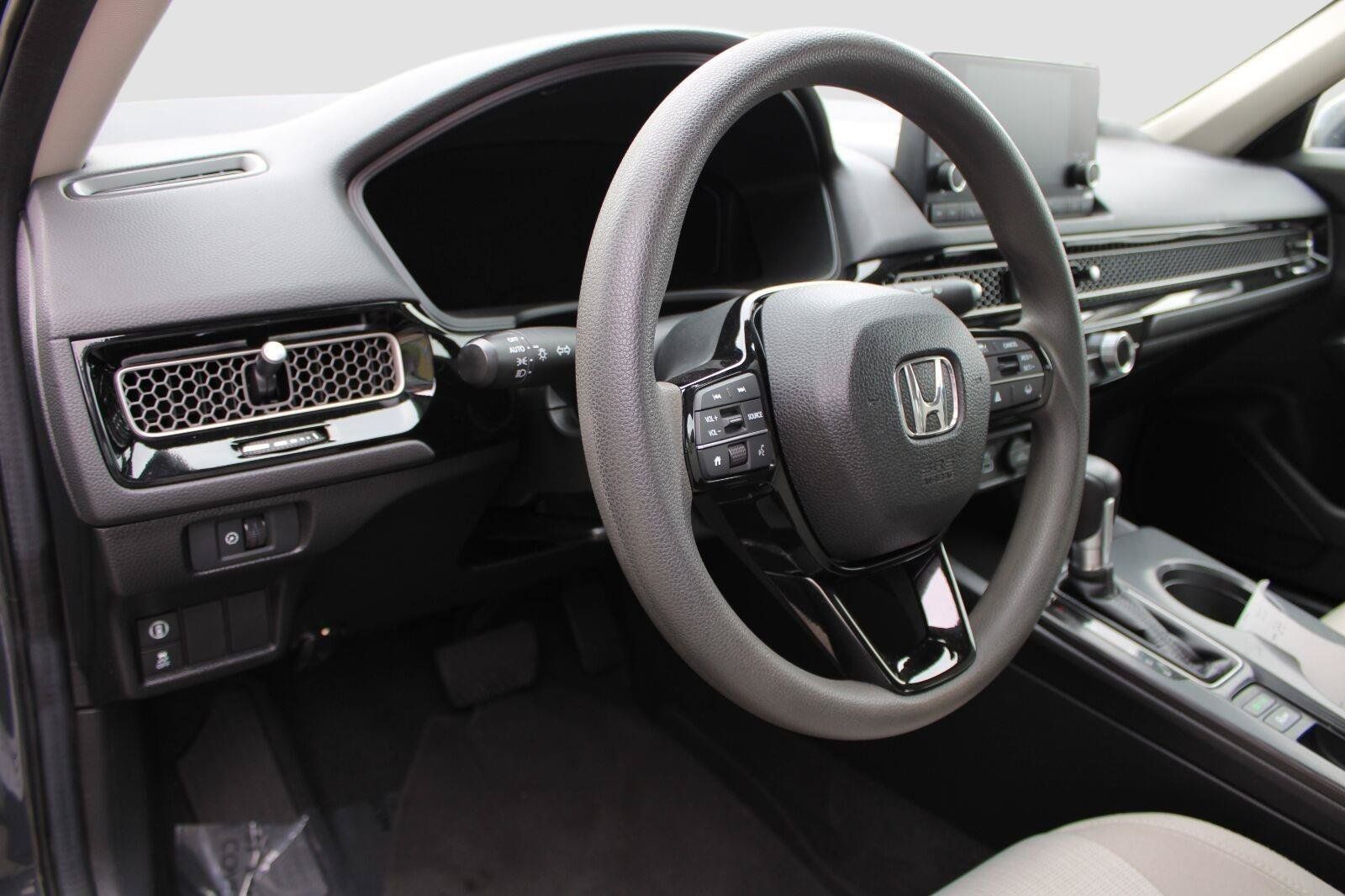 Used 2024 Honda Civic LX image 17