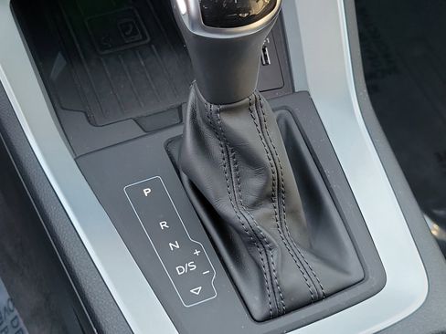 Used 2021 Audi Q3 2.0T Premium Plus w/ Premium Plus Package image 26