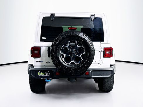 Used 2023 Jeep Wrangler Unlimited Rubicon 4xe w/ Cold Weather Group AWD/4WD image 7