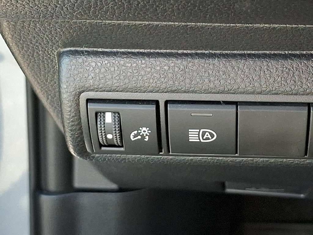 Used 2026 Toyota Corolla LE FWD image 23