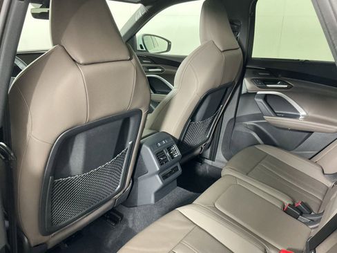 Used 2025 Audi Q5 Premium Plus w/ Premium Plus image 21