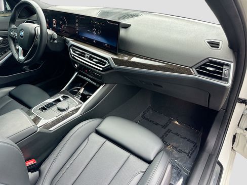 Certified 2023 BMW 330i Sedan RWD image 29