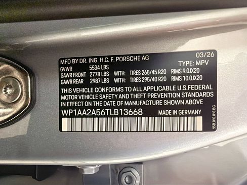 New 2026 Porsche Macan AWD/4WD image 36