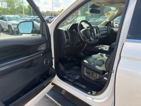Used 2019 Ford Expedition Max Platinum AWD/4WD image 9