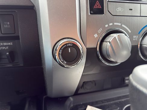 Used 2016 Toyota Tundra SR5 w/ TRD Off Road Package image 22