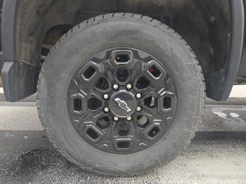 Used 2024 Chevrolet Silverado 2500 LTZ w/ LTZ Plus Package AWD/4WD image 15