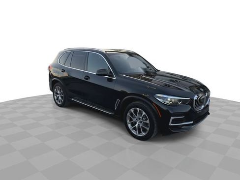 Used 2023 BMW X5 xDrive40i image 2
