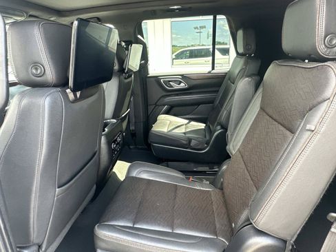 Used 2023 Chevrolet Tahoe High Country w/ Advanced Technology Package AWD/4WD image 8