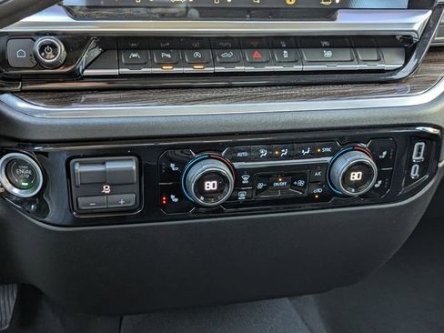 Used 2025 Chevrolet Silverado 1500 LT w/ Safety Package image 43