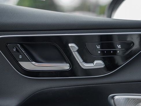 New 2026 Mercedes-Benz GLC 300 4MATIC image 39