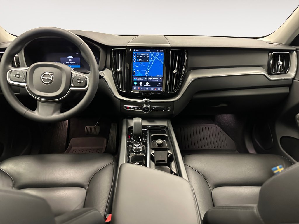 Used 2024 Volvo XC60 B5 Core w/ Climate Package AWD/4WD image 12