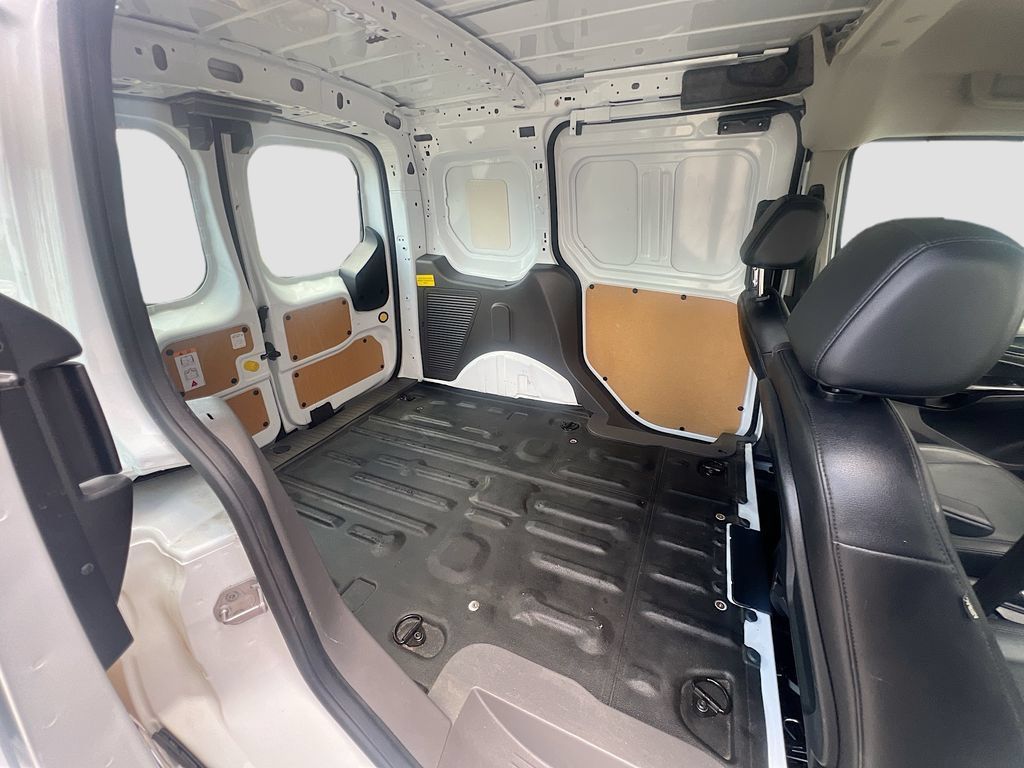 Used 2023 Ford Transit Connect XL FWD image 25