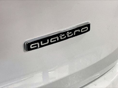 Used 2023 Audi Q7 2.0T Premium Plus w/ Premium Plus Package image 9