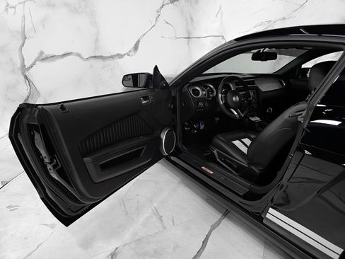 Used 2012 Ford Mustang Shelby GT500 image 39