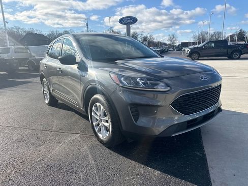 Used 2022 Ford Escape SE w/ Convenience Package AWD/4WD image 4
