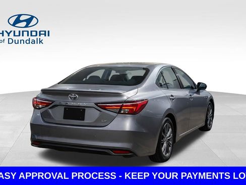 Used 2025 Toyota Camry LE image 2