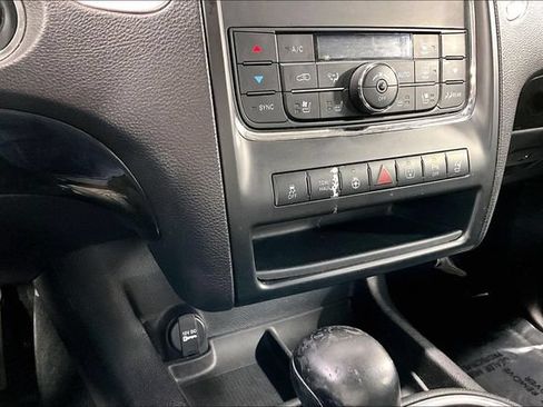 Used 2013 Dodge Durango Citadel w/ Technology Group AWD/4WD image 17