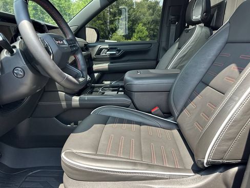 Used 2025 GMC Yukon XL AT4 Ultimate w/ LPO, Floor Liner Package AWD/4WD image 10