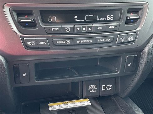 Certified 2022 Honda Pilot Special Edition image 19